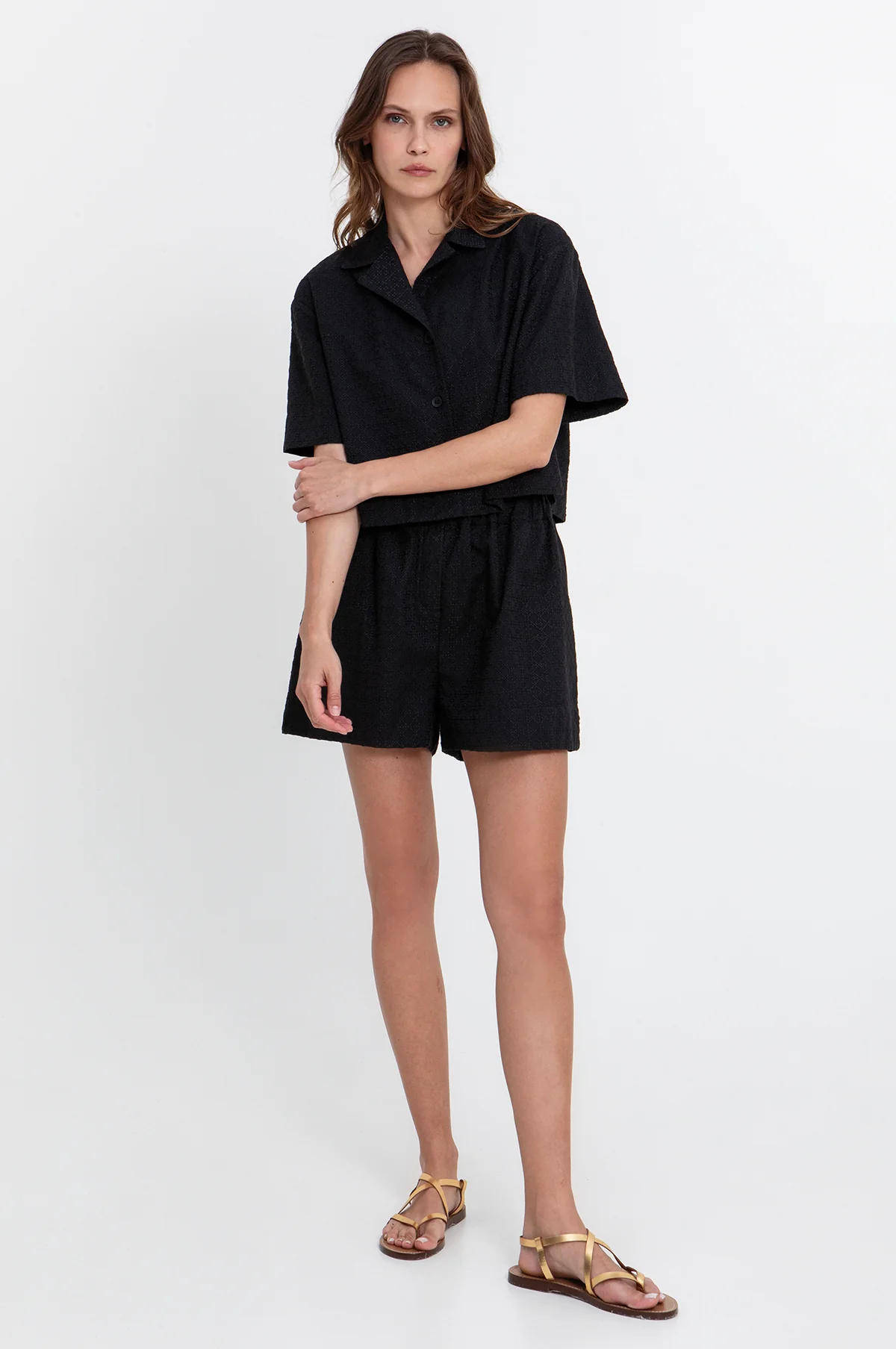 Cross Cropped Shirt Black/Black - Image 3